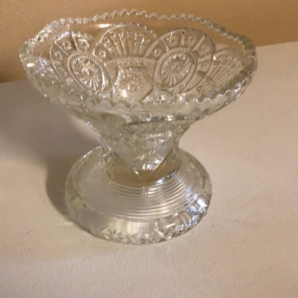 Vintage crystal stand or goblet.